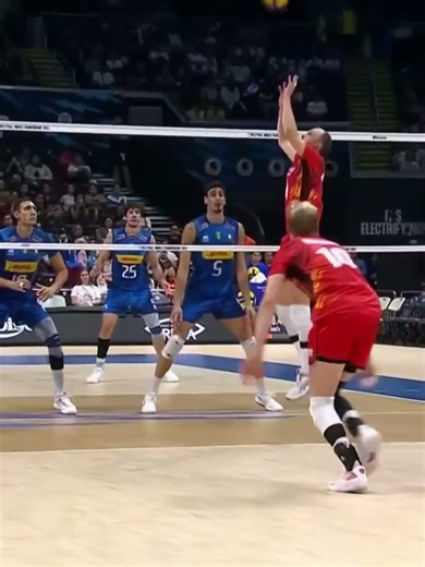 🏐 Powerful Spikes & Fast Rallies and Highlights 🏐