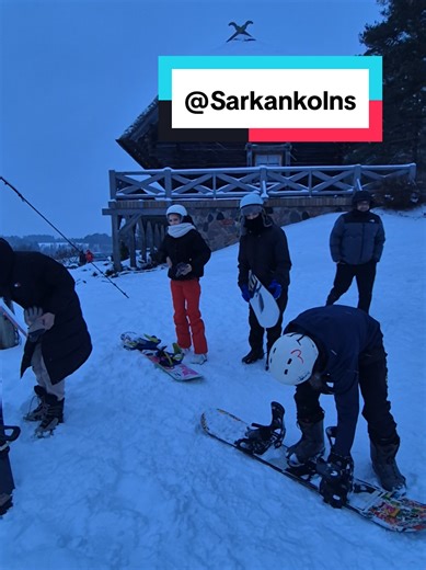 Essential Snowboarding Training Techniques for Beginners