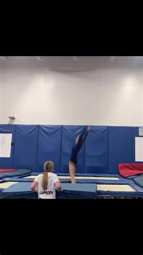 New one cuz the last one flopped to hard but this took and hour please like it #capcut #dmt #tg #2025 #2024 #tramp #fyp #gymnastics @Gabi💪🏻🤸🏼‍♀️ @Kira🤸🏻‍♀️