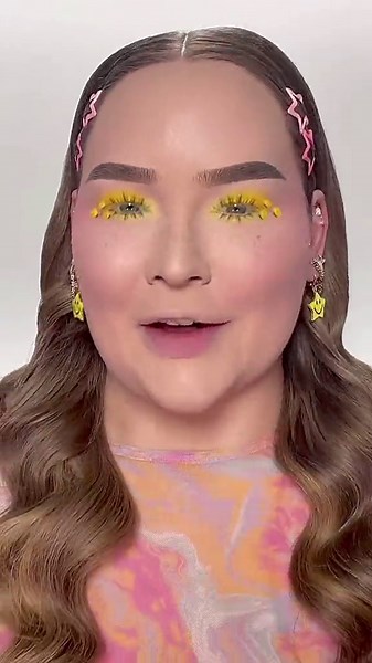 Princess Peach Inspired Makeup Using Mario Eyeshadow Filter