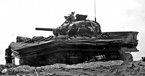M4A1 Sherman Duplex Drive (Large Hatch) - America's Swimming Tank