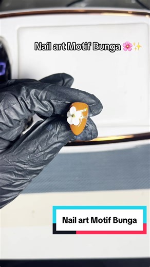 Nail Art Motif Bunga: Creative Floral Designs for Nails