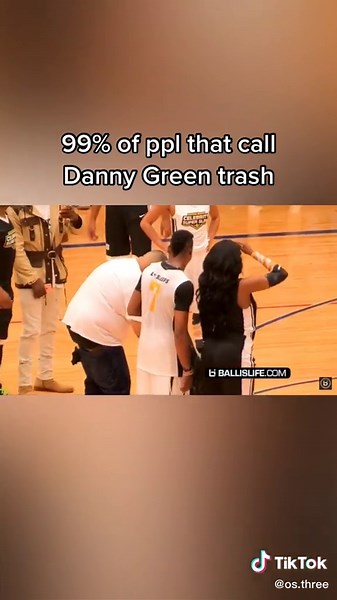 “I could’ve hit that shot easy” y’all need to leave him alone 😂#unpopularopinions #fyp #dannygreen #lakers #lebron #finals
