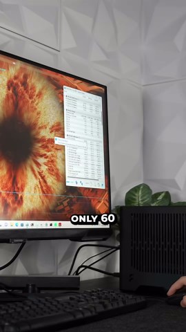 Temperature Testing a MINI PC 🥵🥶 #custompc #pc #gamingpc #itx #itxgamingpc #fractaldesign #pcbuilding #pctesting