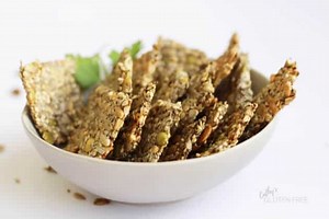 Easy 4-Seed Crackers Recipe