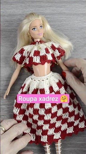 Plaid + crochet 😍 #croche #crochet #ganchillo #crochettutorial #barbie #diy