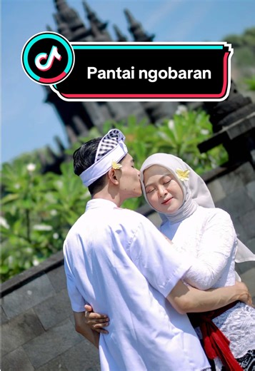 Jasa Foto Adat Bali dan Jawa di Pantai Ngobaran