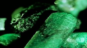 Watch Game of Stones Season 1 Episode 3 - City of Emeralds