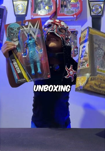 Unboxing de Figuras de Penta Cero Miedo