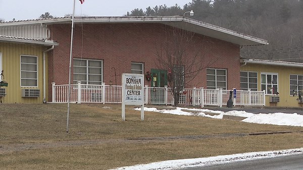 Community opposes plan to convert Bonham Nursing Home into rehab center