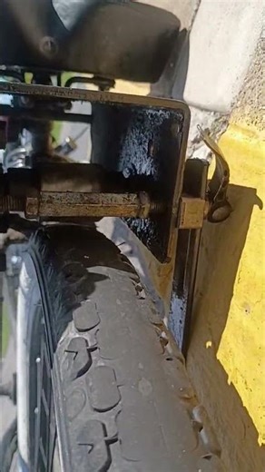 anyone know what's wrong with my traction engine? #tractionengine