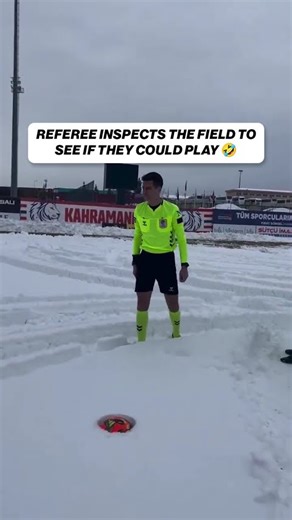 To no surprise... this game in Türkiye was called off ❄️😅 #soccer #turkey #snow