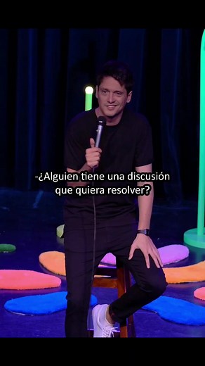 Stand Up Comedy: Resolviendo Problemas a través de la Discusión