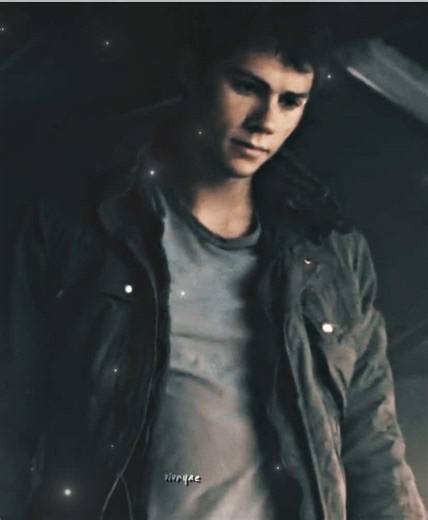 can we ignore the fact that this part of the song doesn’t have any lyrics 😭 | ib: @𝗝𝗰 ♞ || #mazerunner #thomasmazerunner #dylanobrien #vivnyae