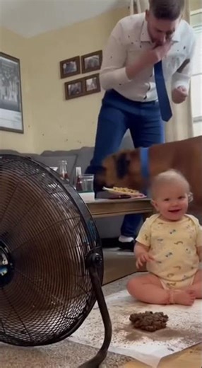 Funny poops + cute baby #poop #funny #reels #lunch #pets