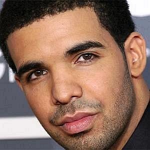 Drake – Age, Bio, Personal Life, Family & Stats | CelebsAges