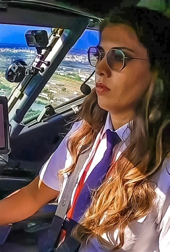 👩🏻‍✈️ RAM🇲🇦B737 👇 🎥 youtu.be/J7DzSBU9Xj4 👈 #pilot #pilotlife #airlines #aviation #avgeek #boeing @ | Just Planes