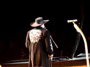 Montgomery Gentry - Daddy wont sell the farm