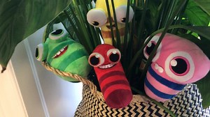 1.9K views · 53 reactions | The bees are ready to SHOWBUZZ!  Update your game now and try the new theme today  #beelove #showbuzz | Bee Brilliant | Facebook