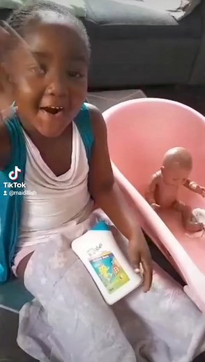 39K views · 2K reactions | This is how I bath my baby..goodnight | Princess Dillish | Facebook