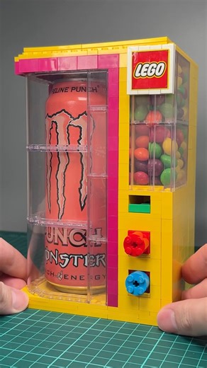 Working Lego Soda Vending Machine #lego