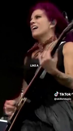 Explora el poder de MONSTER en vivo con Skillet