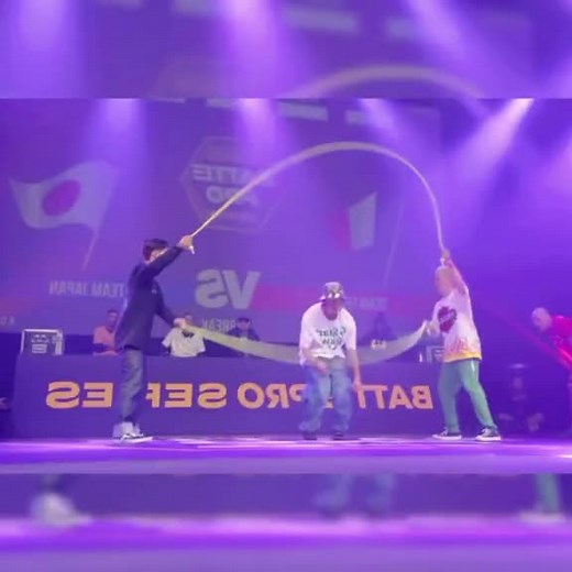 Jump Rope Dance: A Fun and Energetic Hip-Hop Performance