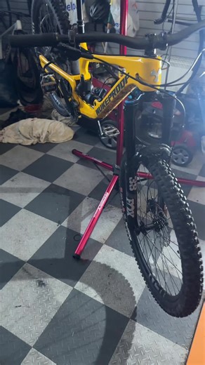 Installing a 3D Printed Mudguard on Nukeproof Giga 2