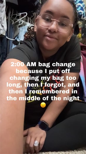 2:00 am bag change loading…. I put off changing my bag, forgot I needed to change my bag, and then remembered in the middle of the night 🤦🏽‍♀️ ughhh. The next issue was I put my barrier ring on first and then my zinc sheet which was the wrong order. Zinc sheet goes first and then barrier ring. Days like this happen with having an ostomy! I was just having some brain fog and making silly mistakes. I roll my eyes, smile, shrug my shoulders at myself, and keep going 😅🫠🥴😄 because otherwise I m