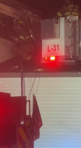 Fire at Game Over Arcade lincoln city. Follow Oregon coast explored fb for more videos