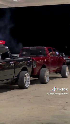 Not worried about the bald tires, because of the setup i got for this weekend😶