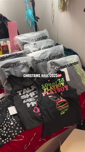 Christmas Haul 2025: Trendy Outfits and Skincare Picks