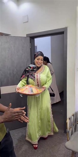 OM INFO / LAAYOUNE LOUNGE CHEZ RACHIDA / 93029404 @Rochi Belle | laayoune lounge rachida