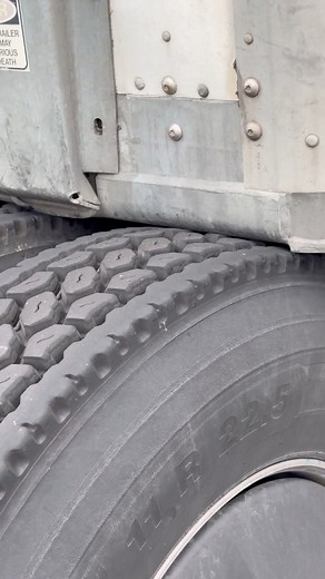 1.5M views · 7.6K reactions | It’s getting normal at this point  #chrisgotta100rounds #trucking #break #broke #broken #fail #funny #trailer #truckerlife #truckdriver #trucktrailer #bigriglife #wth #cdltraining #cdldriver #cdl #CDLSchool | Christopher Walton | Facebook