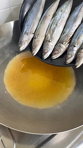 308K views · 1.9K reactions | Sekeluarga lahap makan kalo dimasakin menu se nikmat ini, cocok buat menu berbuka dan sahur #ikan #ikanasin #ikangoreng #menusahur #menuberbuka #ramadhan #resepmudah #resepsimple | Diahh Dps Masak | Facebook