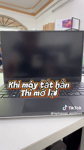 Cách xử lý lỗi màn hình đen trên laptop