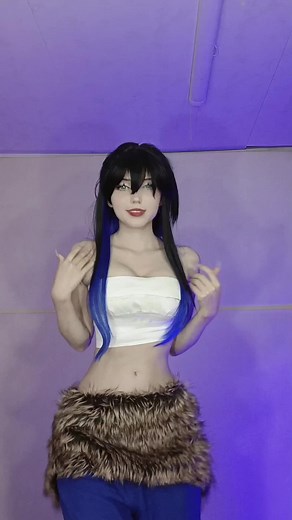 Colorful Inosuke Cosplay from Demon Slayer: Kimetsu No Yaiba