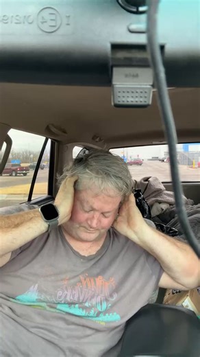 A directed energy weapons system of the U.S. Department of Defense is used to silence and kill whistle blowers, activists & dissidents, or anyone the American Shadow Government considers a threat CIA DIA Contractors using an EXASCALE RNM Supercomputer, via Brain to Computer Interface, Electronic Brain to Brain Interface, and Brain to Cloud Interface are targeting their victims cerebral cortex with a bi-directional fabricated and falsified bit-stream of electromagnetic low frequency waves specifi