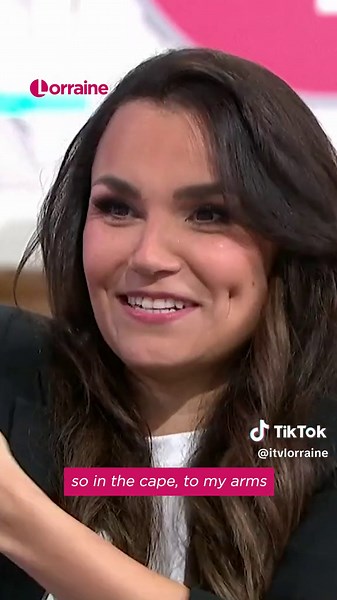 Samantha Barks Shares Behind-the-Scenes Tricks as Pregnant Elsa