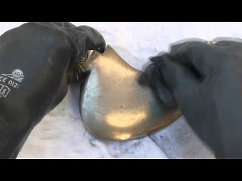 Boat propeller polishing