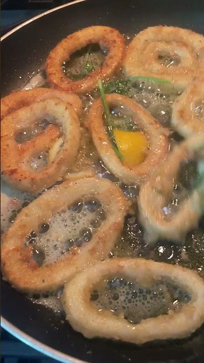How to make Crispy (Squid)Calamari🦑 Rings #foodlover #shortsfeed