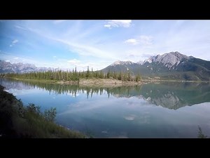 車窓のカナディアンロッキーに見入る 世界の長距離列車・カナダ大陸横断鉄道編(2)