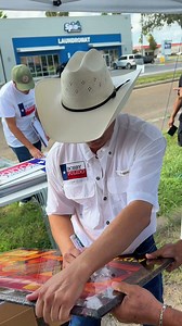 From the stage to your front yard… now you can show your support for Bobby for Texas right at home! Pick up a yard sign and be part of the movement that’s putting South Texas first. #bobbypulido #TX15 #congress | Bobby Pulido for Texas