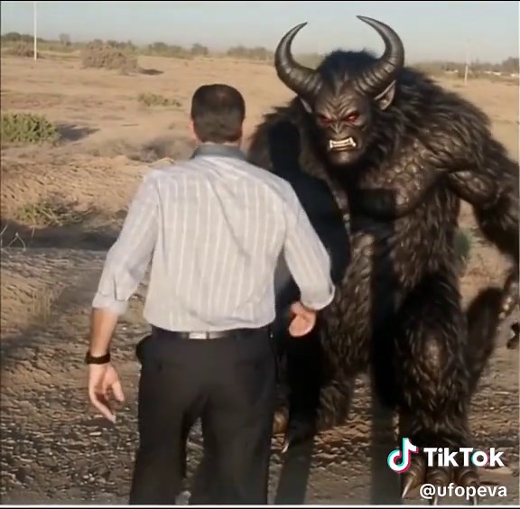 Nazaryň düýşi | Nazar’s Dream | حلم نزار — Turkmen & Arabic Song with English Inserts 🌍 🔥 Nazar & Maya – Brave Together 🦁 A heroic story of courage, friendship, and light in the darkness. Nazar, the fearless protector, stands strong against evil to keep Maya safe. Full song with multi-language lyrics and emotional melodies. Listen on YouTube: @UfoPeva 🎬 🎵 Languages: Turkmen, Arabic, English 💥 Style: Modern Pop / Eastern Ballad [Kupet 1 – Куплет 1 (ритмичный)] Maryň GRES'inde ýaşaýar Nazar,