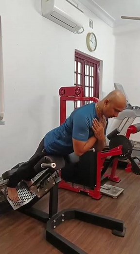Back Extension on 45° Bench