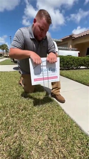 Professional Yard Signs: Turning Lawns into Leads for Your Business