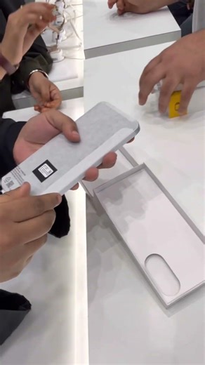 Samsung F17 is top camera smartphone #unboxing #facts #smartphone #technews #samsunggalaxy #samsung