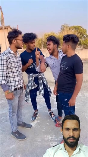 Introducing the "VitaWear SmartBand," a next-generation wearable gadget🎉