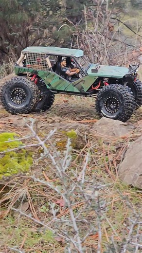 Axial 2.2 10th #Scale Wraith #Spawn #RTR #RC Crawler Mountain Trail #Adventure