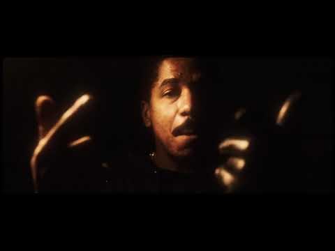 ORELHA NEGRA - Duas Caras Feat Beware Jack